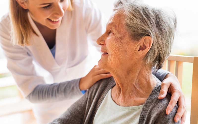 Find the Best Elder Care Services at Home in Delhi